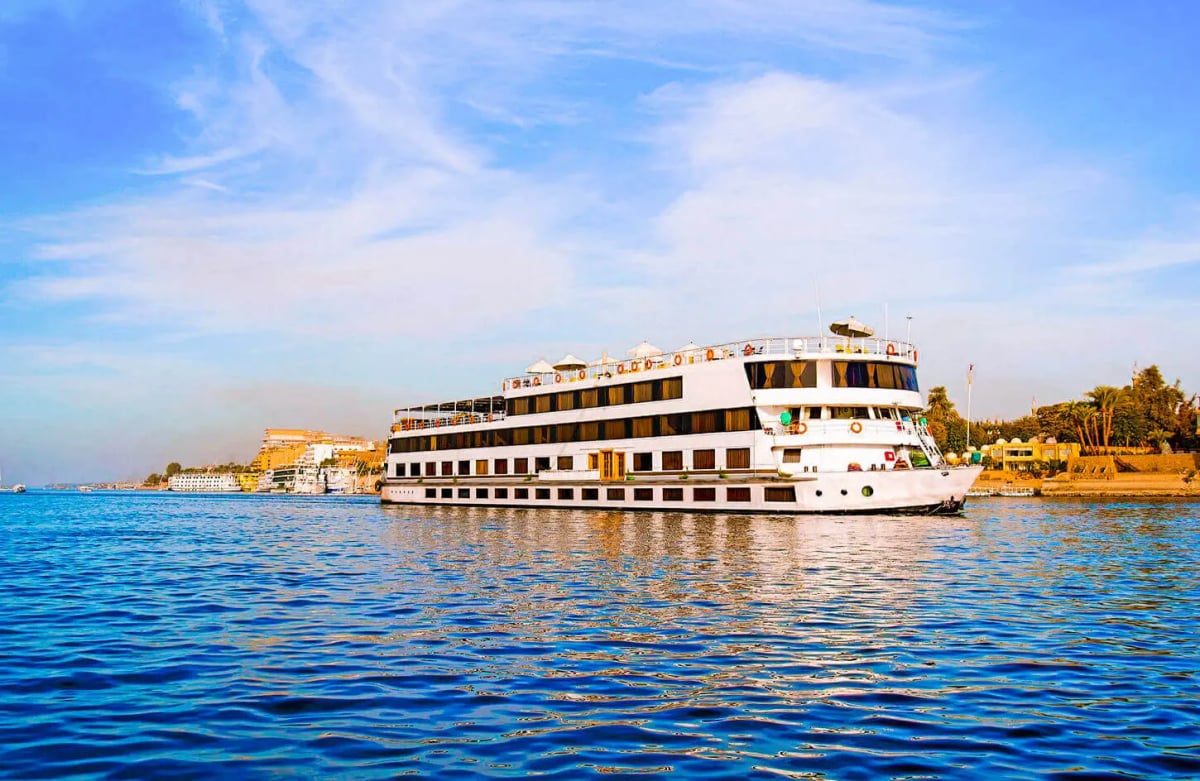 12 Days Nile Cruise with Cairo and Hurghada by Flight 1