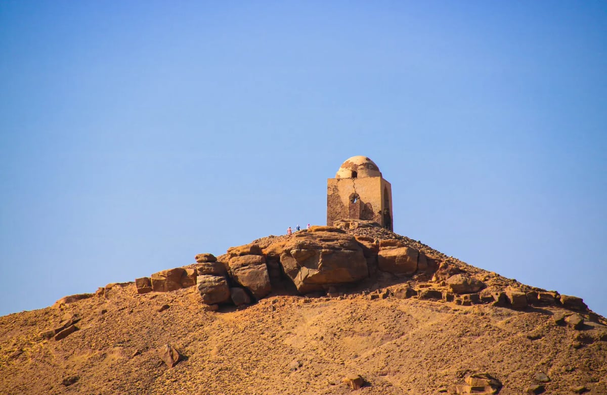 Tour to the Tombs of The Nobles 5